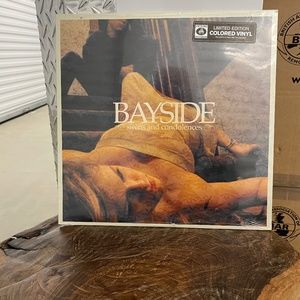 BAYSIDE - Sirens & Condolences COLORED VINYL LIMITED